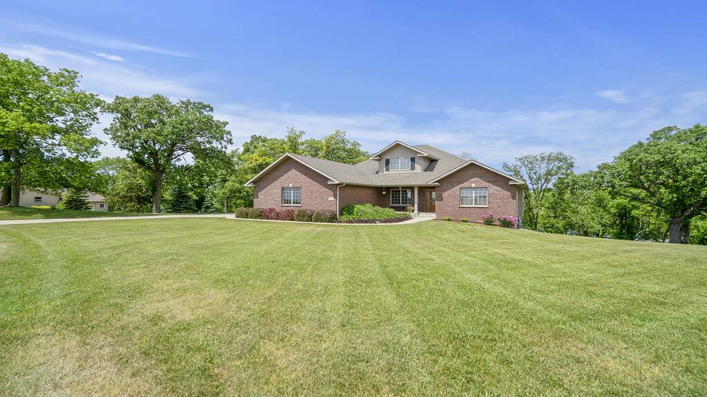 853 Hillside Drive, Byron, IL 61010 MLS 11796570 properties