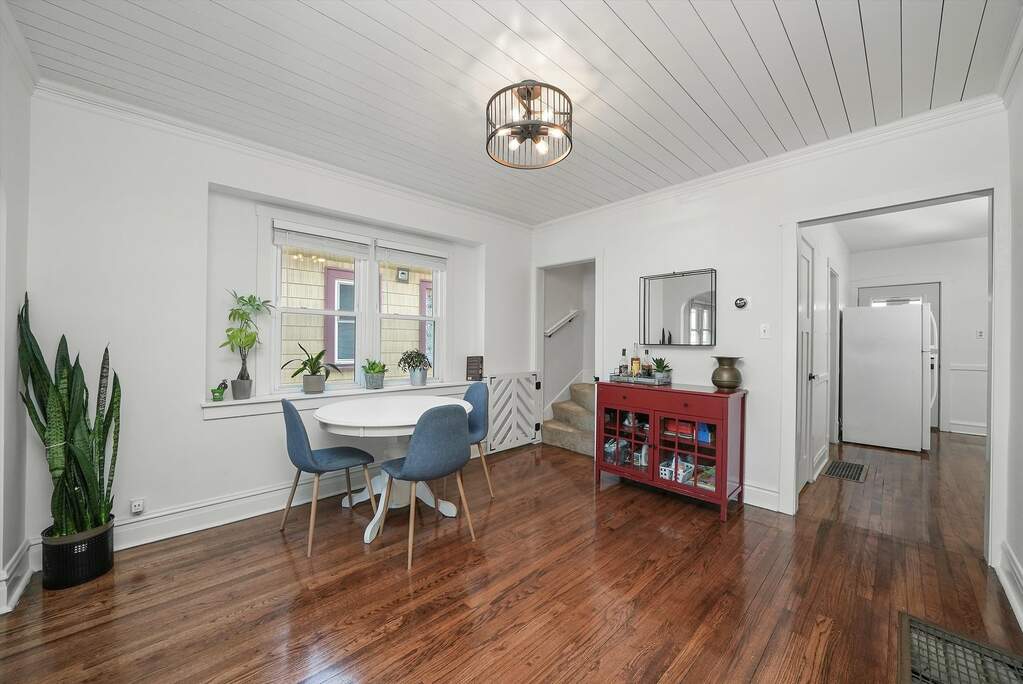 11034 S Troy Street, Chicago, IL 60655 MLS 11796767 properties