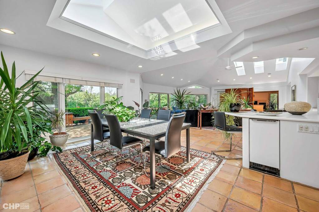 2174 Tennyson Lane, Highland Park, IL 60035 MLS 11802607