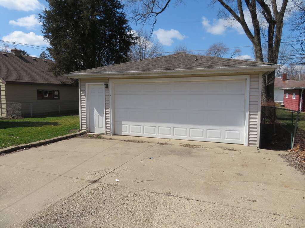 119 Dwight Avenue, Joliet, IL 60436 MLS 11804498 properties