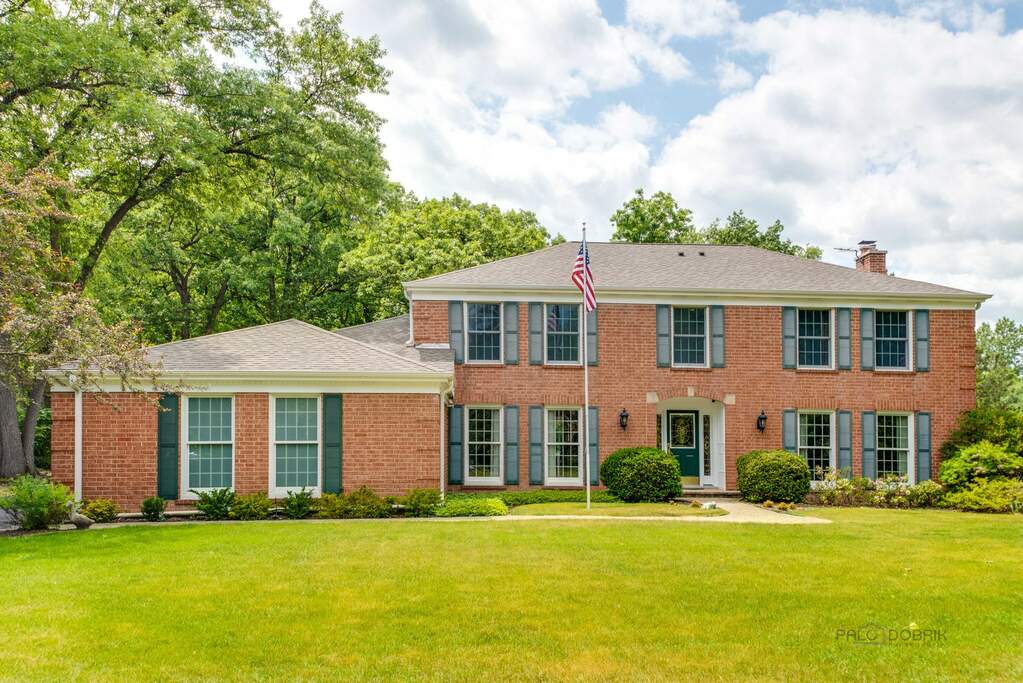 80 N Ridge Road, Lake Forest, IL 60045 MLS 11809101 properties