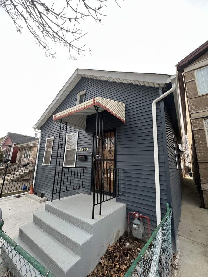 3310 S Justine Street, Chicago, IL 60608 MLS 11814836 properties