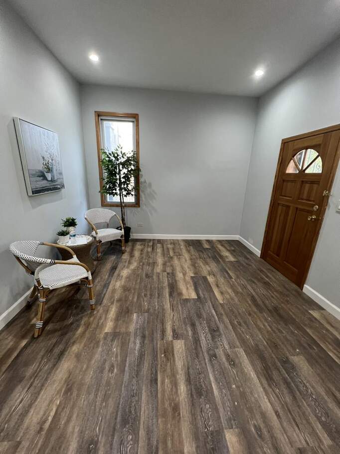 3310 S Justine Street, Chicago, IL 60608 MLS 11814836 properties