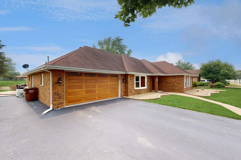 222 Miller Street, Beecher, IL 60401 MLS 11818989 properties