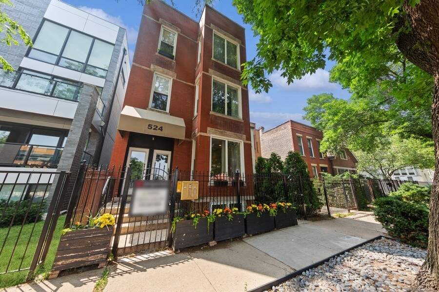 524 N Oakley Boulevard 1, Chicago, IL 60612 MLS 11824203 properties Chicagoland