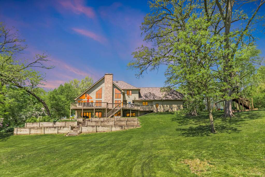 19 Amanda Lane, Yorkville, IL 60560 MLS 11825370 properties