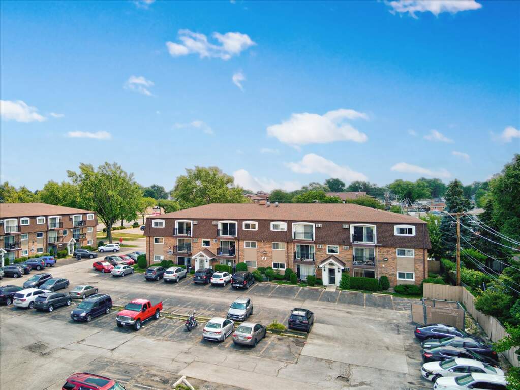 6430 Pamela Lane 6, Chicago Ridge, IL 60415 MLS 11825897