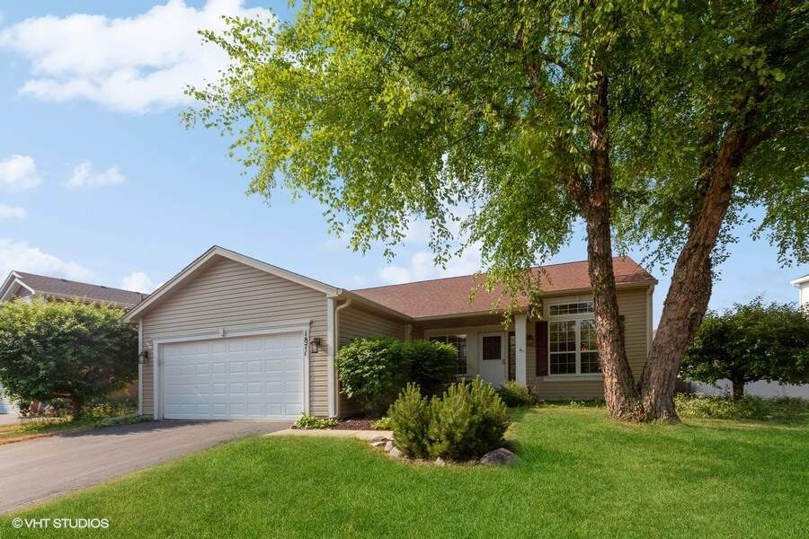 1871 Apple Valley Road, Bolingbrook, IL 60490 MLS 11830125