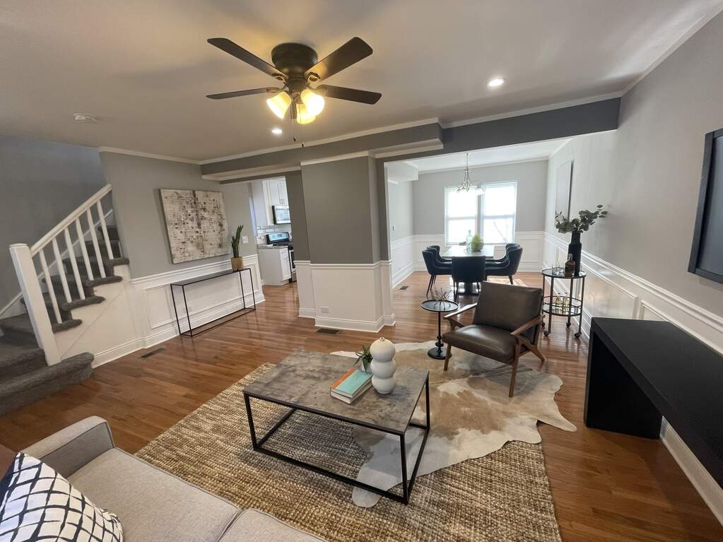 10814 S Rhodes Avenue, Chicago, IL 60628 MLS 11839265 properties