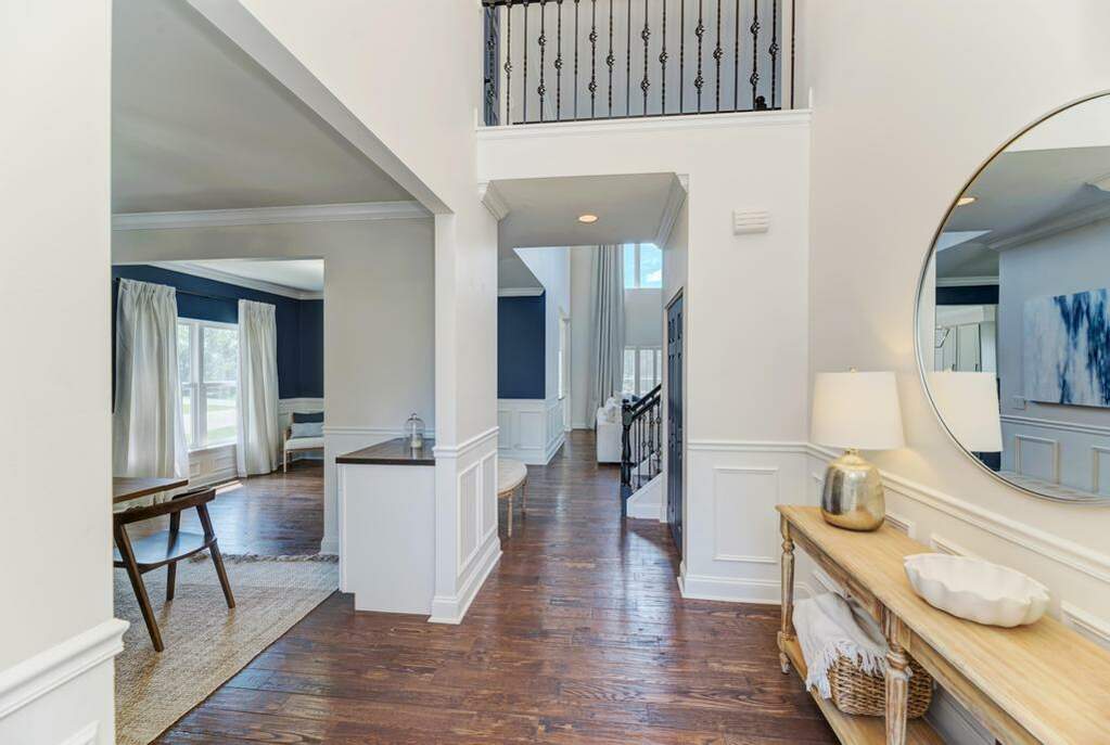 522 Camargo Club Drive, Lake In The Hills, IL 60156 MLS 11843917