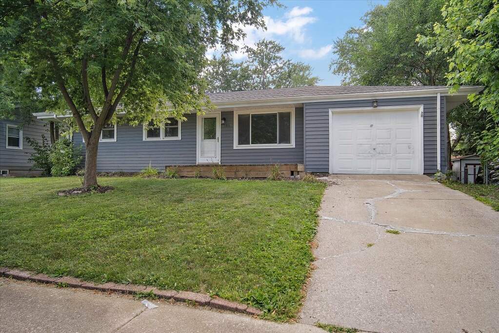 1218 Gettysburg Drive, Bloomington, IL 61704 MLS 11847413