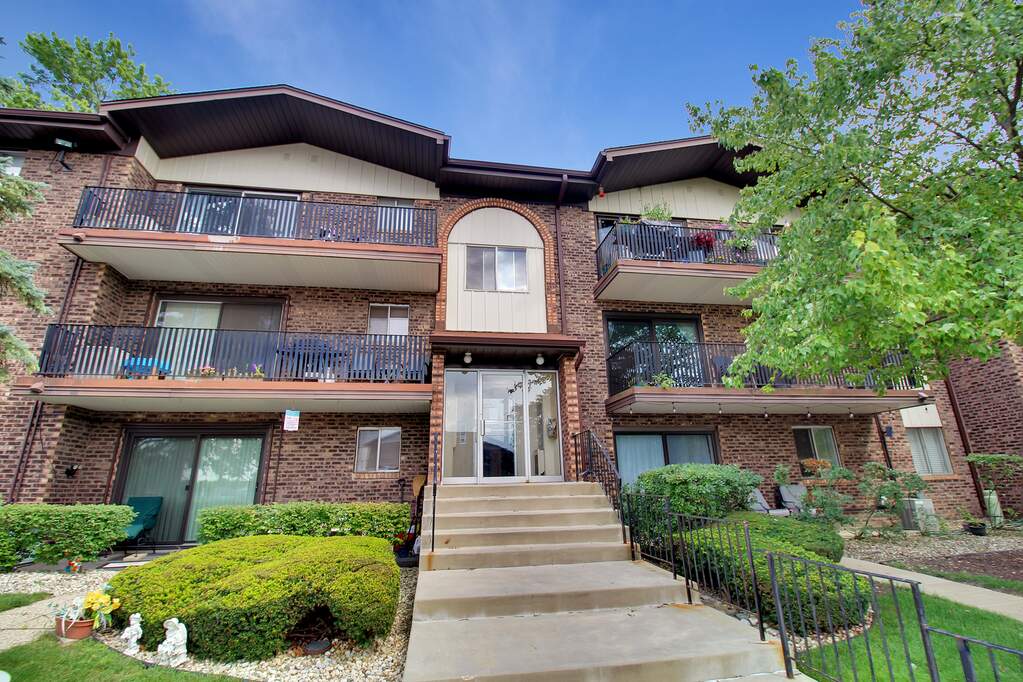 13911 James Drive 1005, Crestwood, IL 60418 MLS 11848025