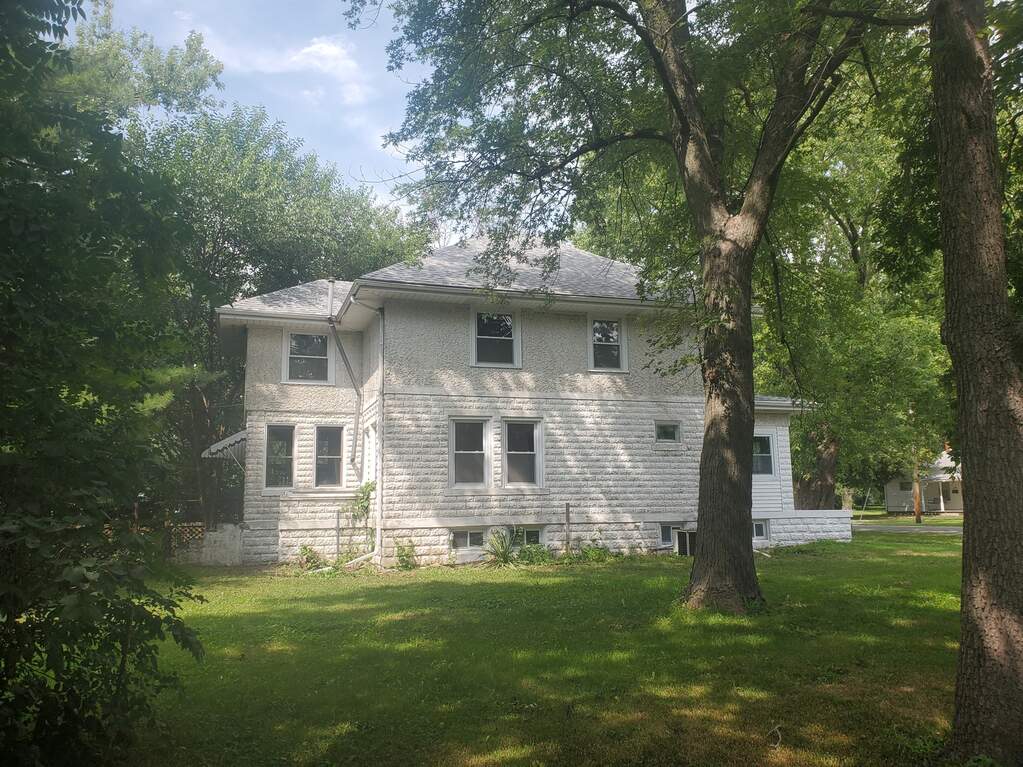 401 N Locust Street, Onarga, IL 60955 MLS 11850593 properties