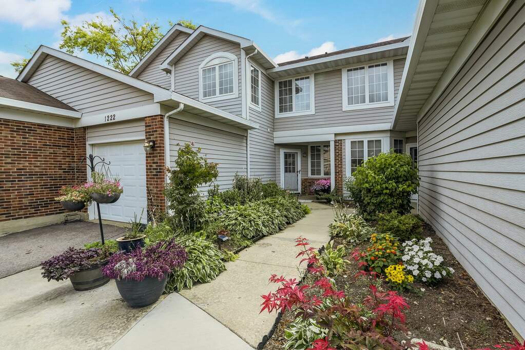 1222 S Parkside Drive, Palatine, IL 60067 MLS 11854640 properties