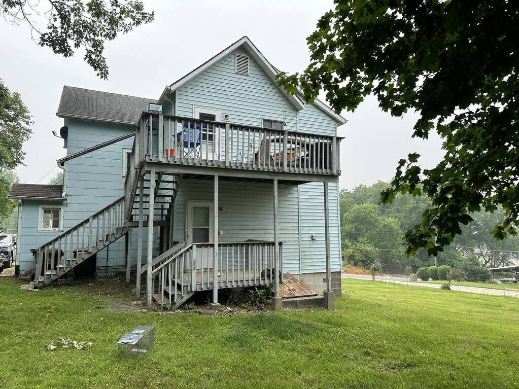 531 N Island Avenue, Freeport, IL 61032 MLS 11855283 properties