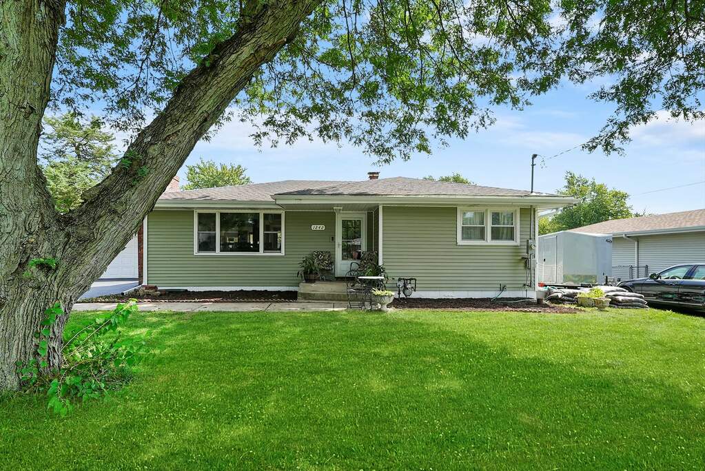 1242 Green Street, New Lenox, IL 60451 MLS 11855930 properties