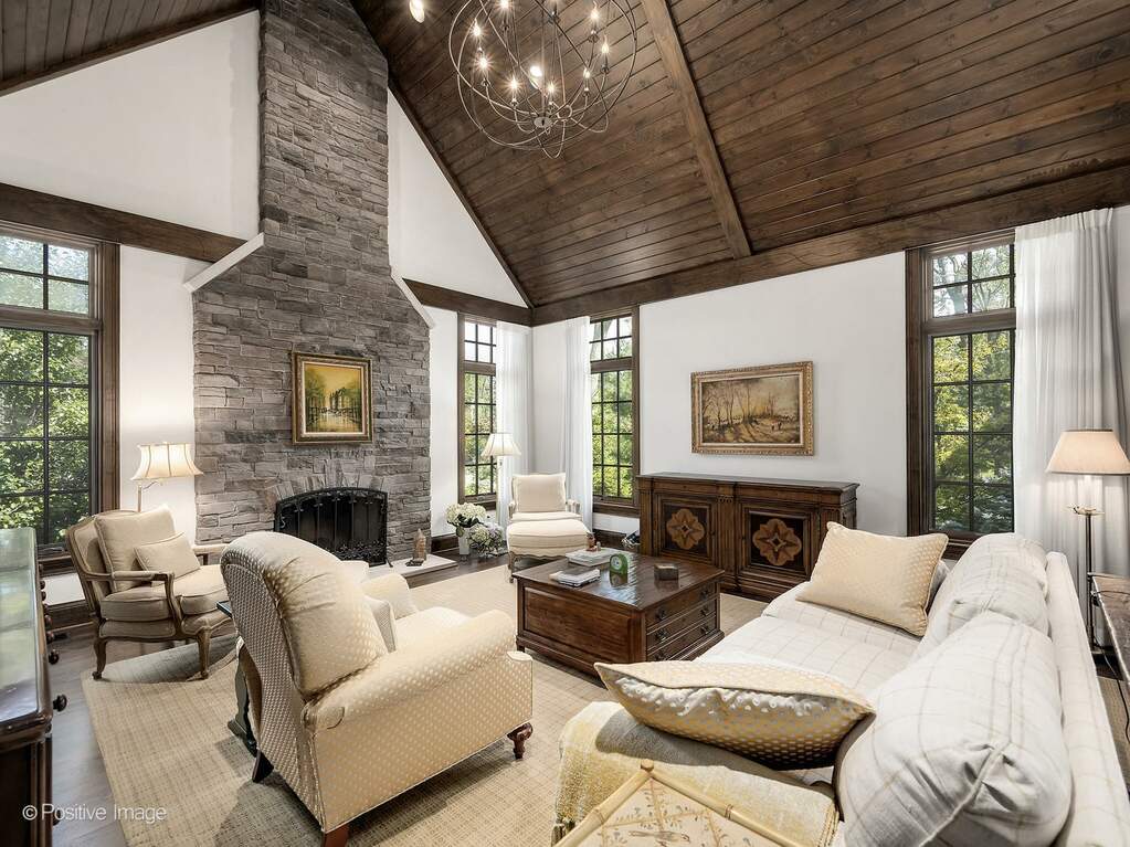 516 Ridgemoor Drive, Willowbrook, IL 60527 MLS 11866681