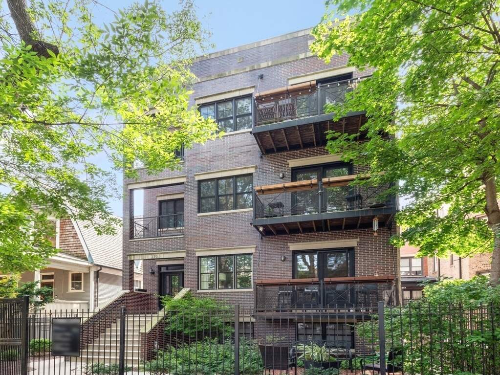 1313 W Carmen Avenue 1S, Chicago, IL 60640 MLS 11876556