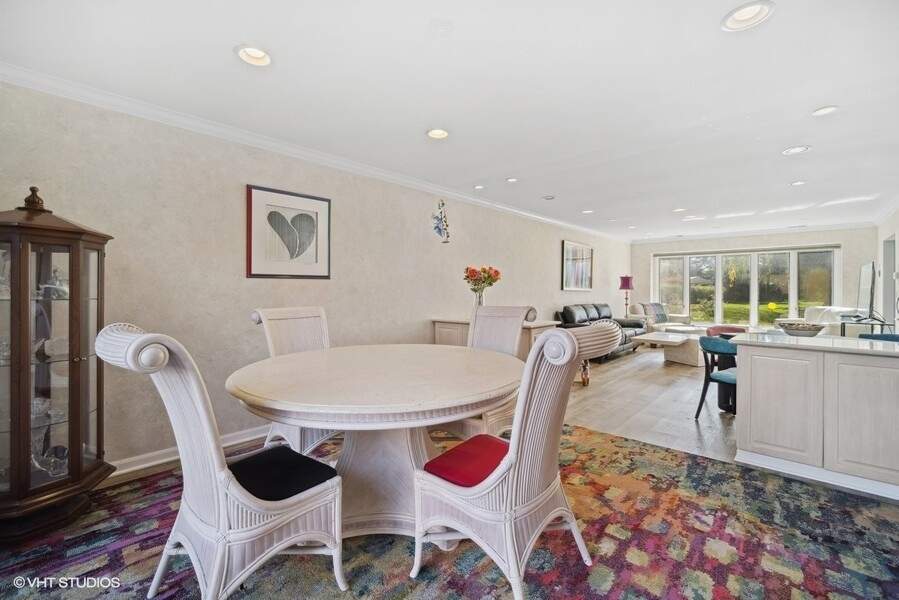 1497 Chantilly Court, Highland Park, IL 60035 MLS 11892777