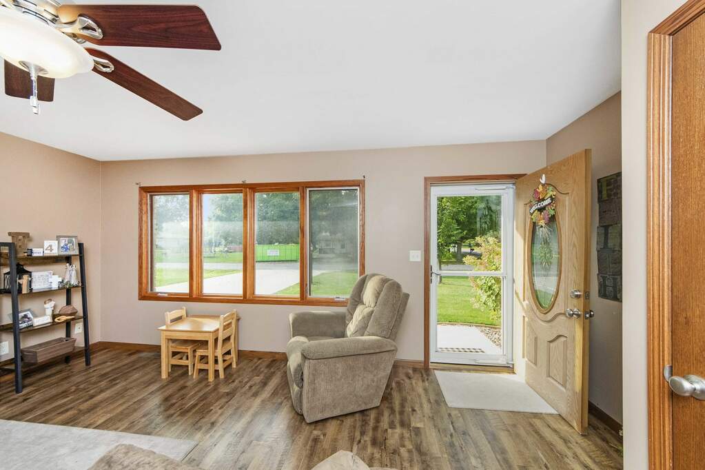 203 E 3rd Street, Toluca, IL 61369 MLS 11893468 properties