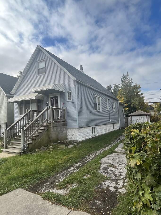 9322 S Kenwood Avenue, Chicago, IL 60619 MLS 11923844 properties