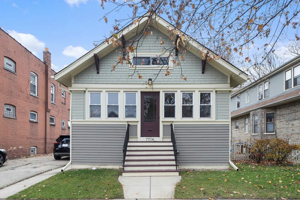 7706 Monroe Street, Forest Park, IL 60130 MLS 11925281 properties