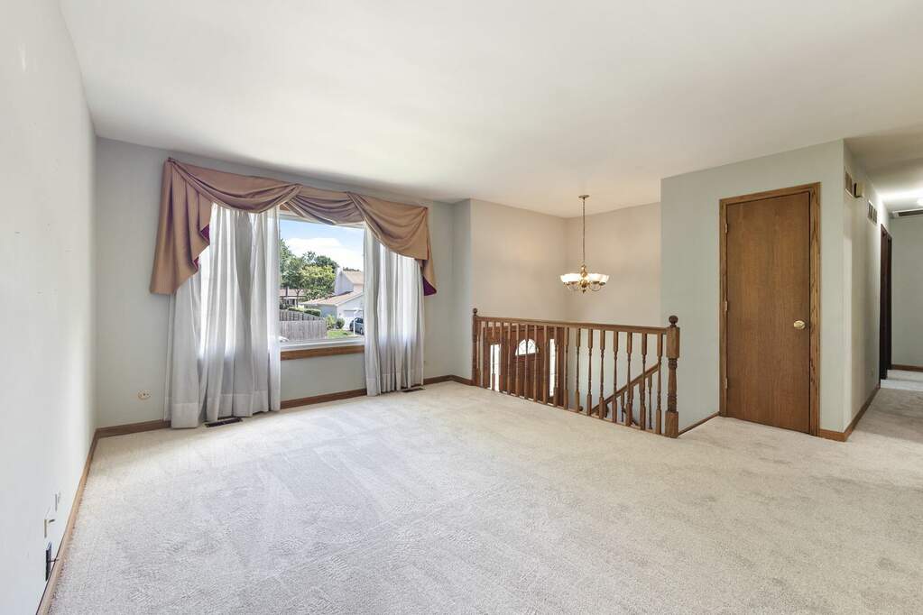 5S710 Steeple Run Drive, Naperville, IL 60540 MLS 11927915