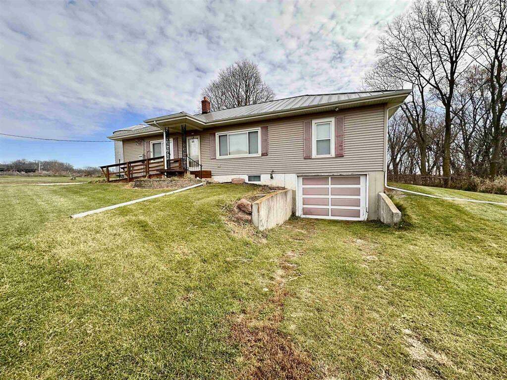 733 N Rock City Road, Ridott, IL 61067 MLS 11929987 properties