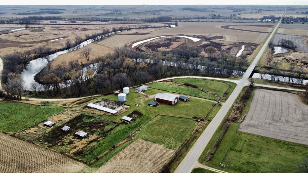 733 N Rock City Road, Ridott, IL 61067 MLS 11929987 properties