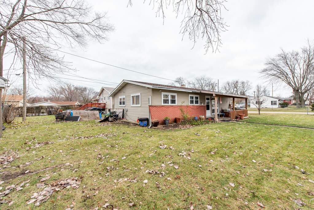 1325 Lorraine Place, Waukegan, IL 60085 MLS 11932951 properties