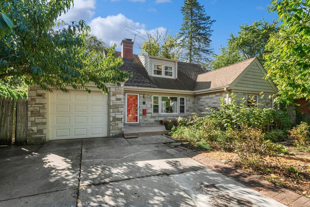 2611 Lake Avenue, Wilmette, IL 60091 MLS 11935129 properties