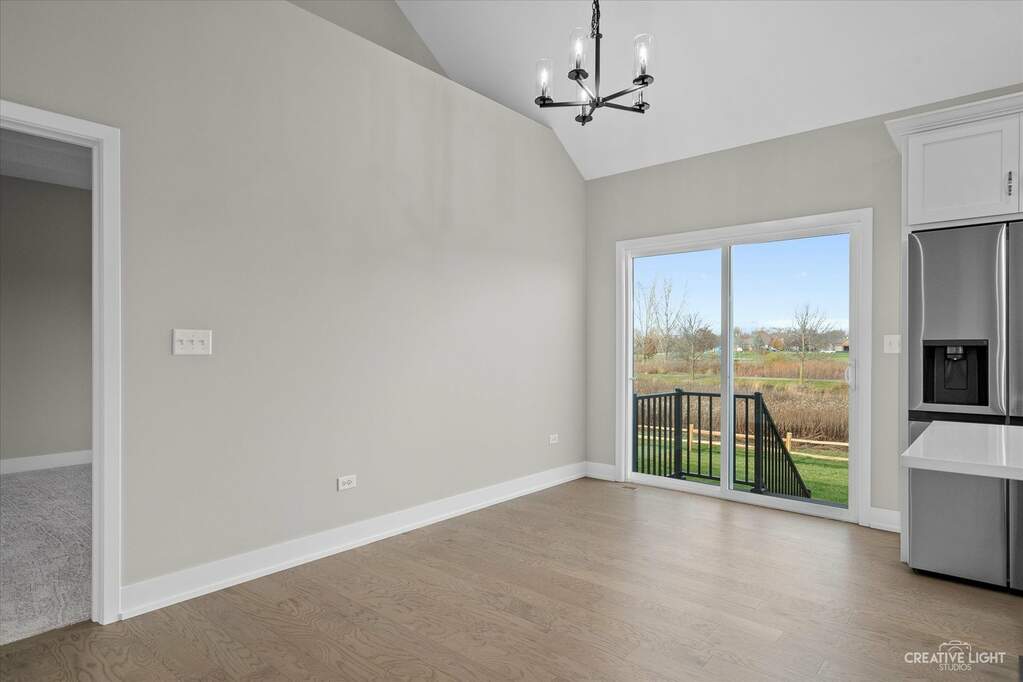 570 Sudbury Circle, Oswego, IL 60543 MLS 11935434 properties