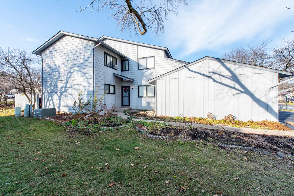 810 Gladstone Drive, Vernon Hills, IL 60061 MLS 11940121