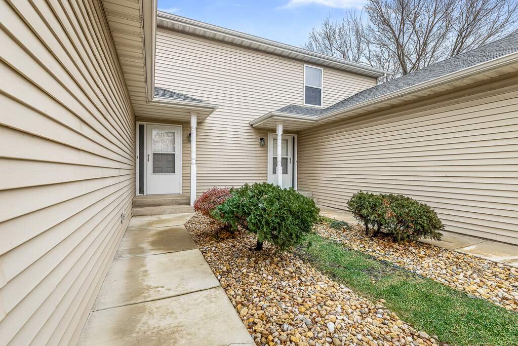 3006 La Salle Avenue, Rockford, IL 61114 MLS 11940941 properties