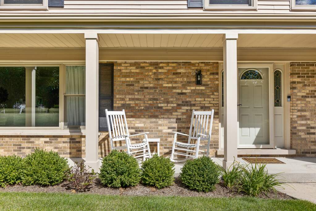 1112 Regency Lane, Libertyville, IL 60048 MLS 11941599 properties