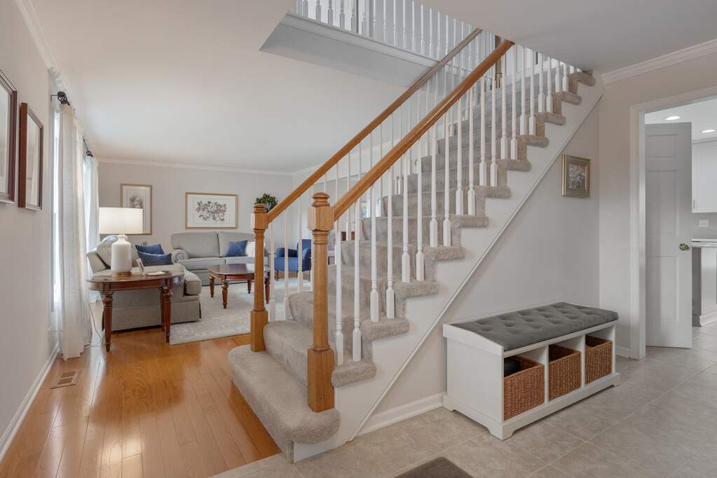 1112 Regency Lane, Libertyville, IL 60048 MLS 11941599 properties