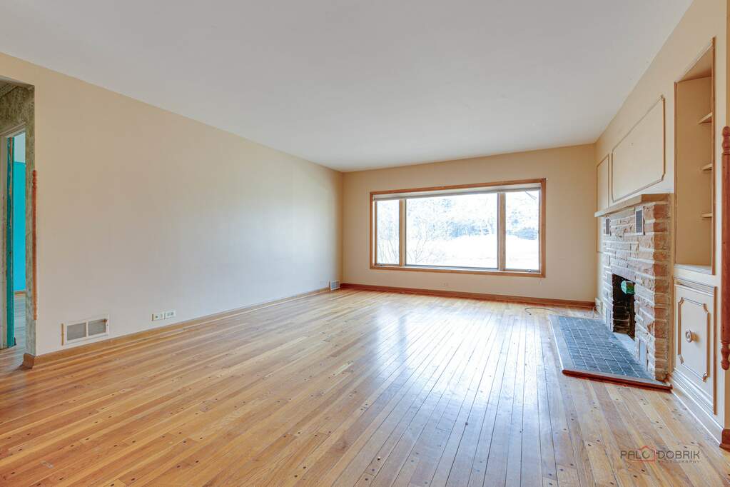 7302 S Rawson Bridge Road, Cary, IL 60013 MLS 11943013 properties