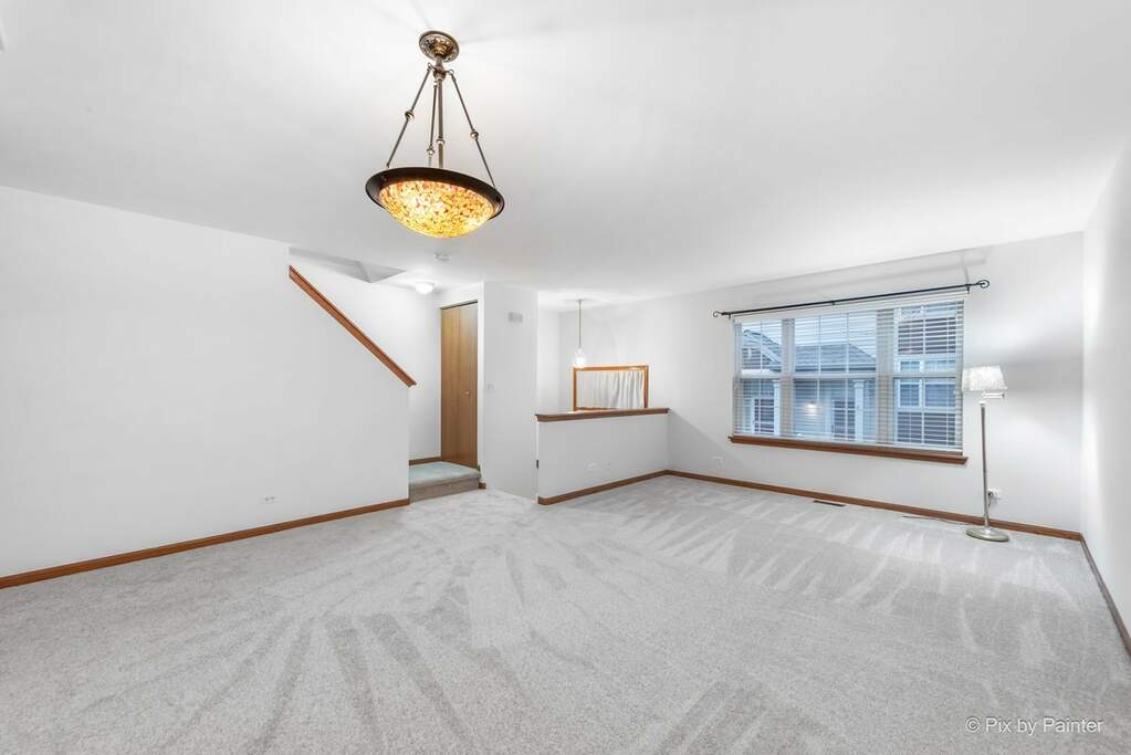 1654 Apple Tree Lane, West Chicago, IL 60185 MLS 11944429