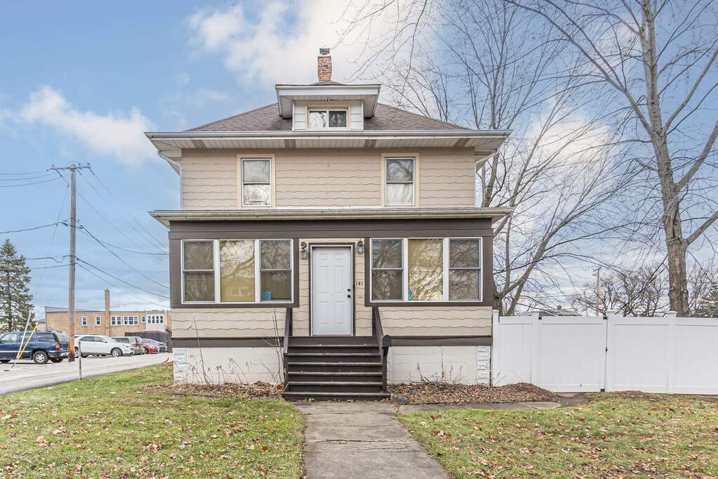 141 S Mason Street, Bensenville, IL 60106 MLS 11944965 properties