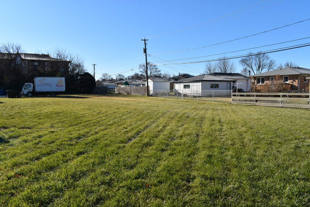 10528 Ridgeland Avenue, Chicago Ridge, IL 60415 MLS 11945561