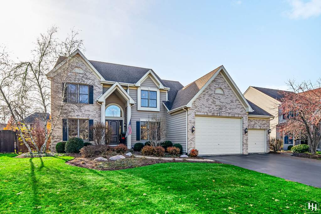 2023 Tunbridge Trail, Algonquin, IL 60102 MLS 11945749 properties