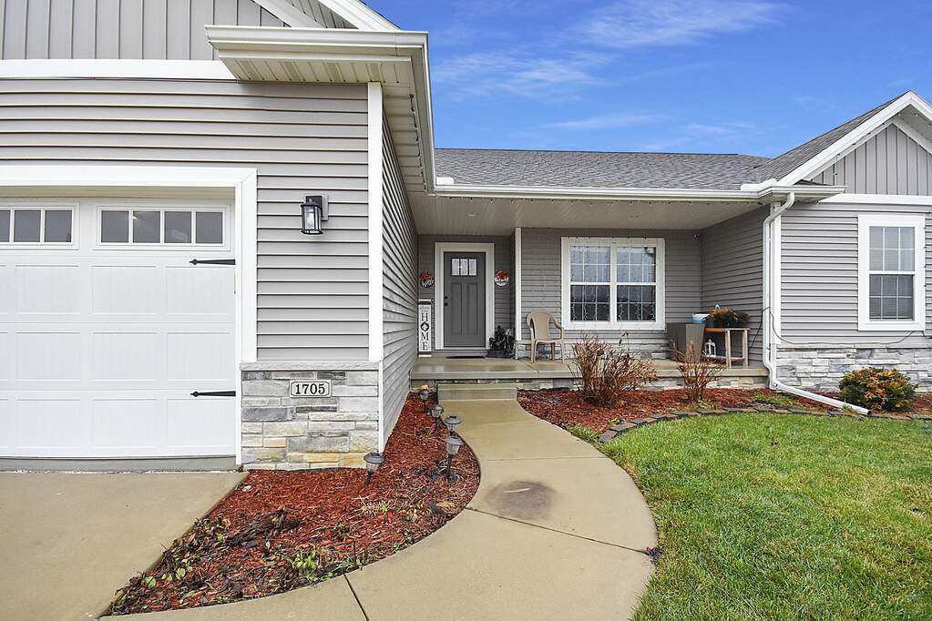 1705 Keybridge Way, Bloomington, IL 61704 MLS 11951078 properties