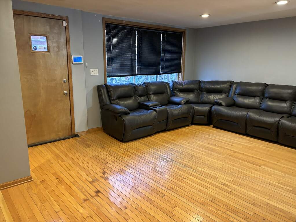 2818 S Emerald Avenue, Chicago, IL 60616 MLS 11952181 properties