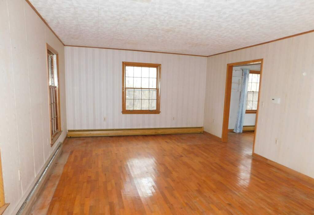 6290 Belvidere Road, Roscoe, IL 61073 MLS 11952416 properties