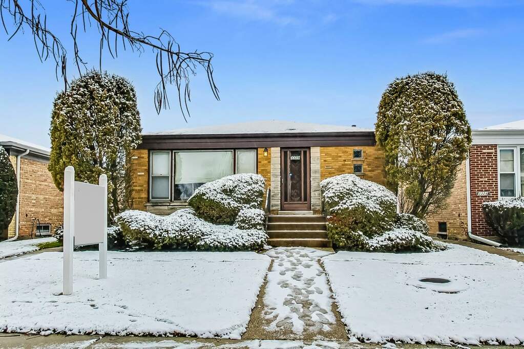 3328 Greenleaf Street, Skokie, IL 60076 MLS 11953251 properties Chicagoland
