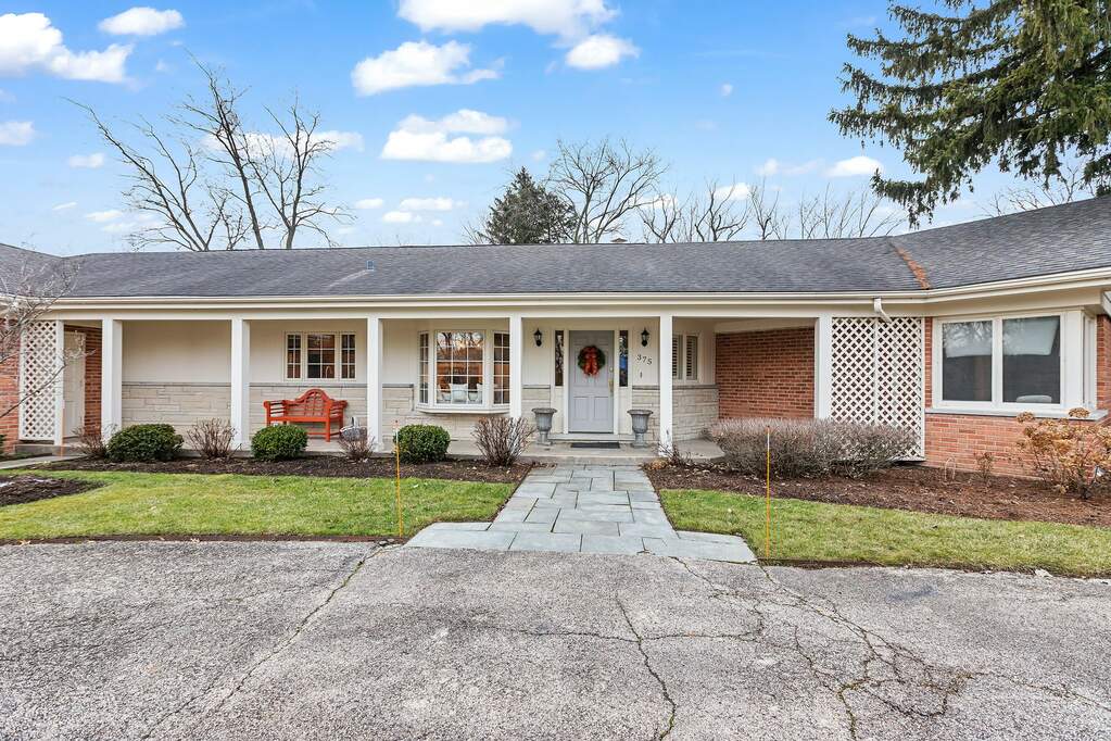 375 Meadowbrook Drive, Northfield, IL 60093 MLS 11954176 properties Chicagoland