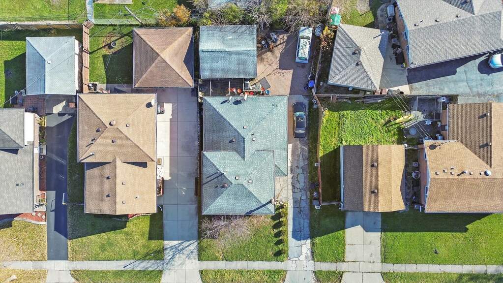 16465 Terry Lane, Oak Forest, IL 60452 MLS 11955142 properties