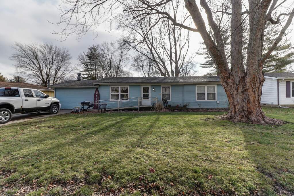 607 E Marshall Street, Tolono, IL 61880 MLS 11956996 properties