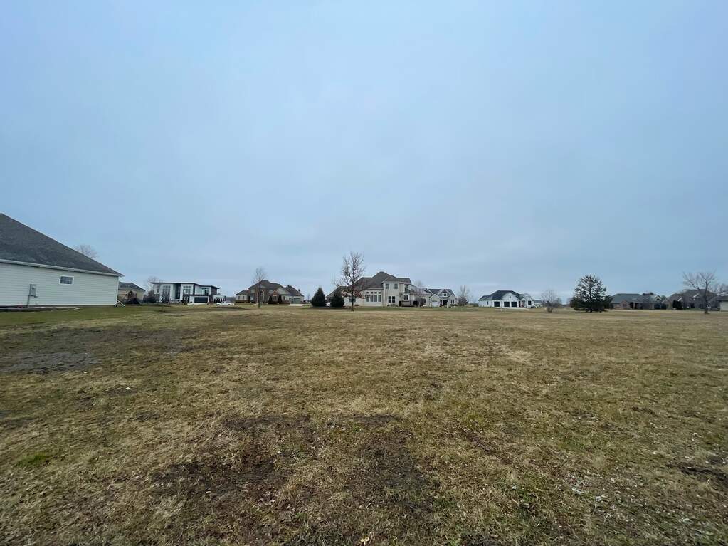 2710 River Birch Lane, Urbana, IL 61802 MLS 11959984 properties