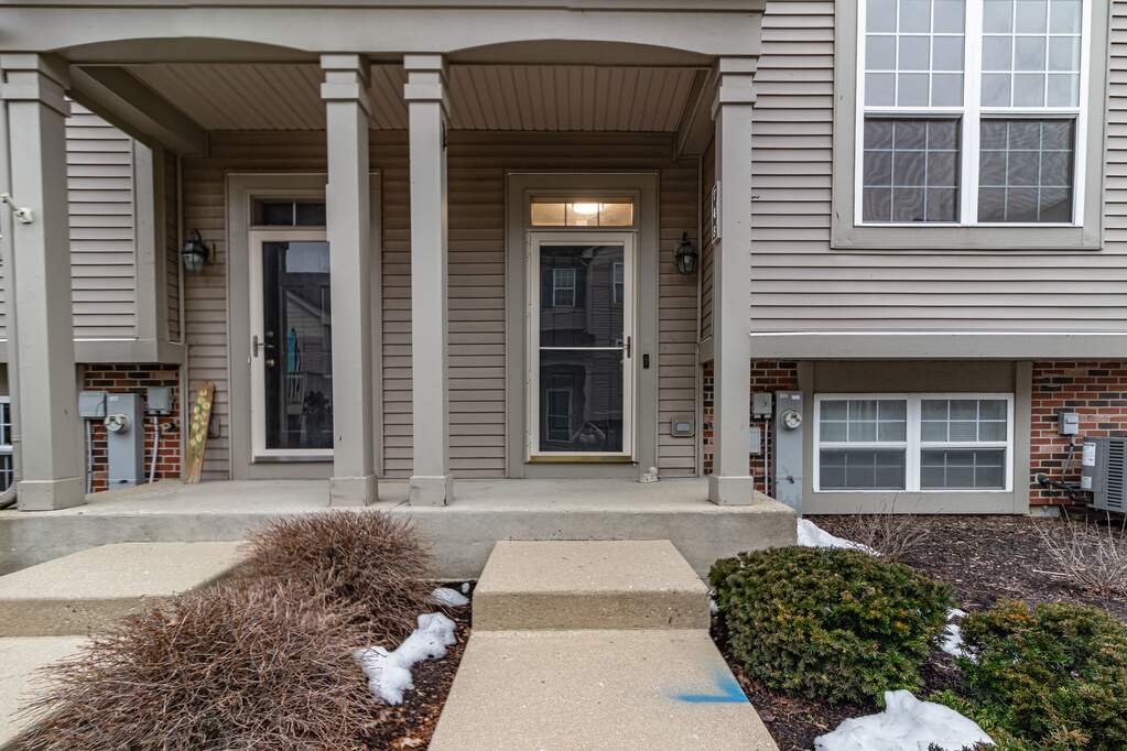 748 Cherry Creek Drive, Grayslake, IL 60030 MLS 11970935